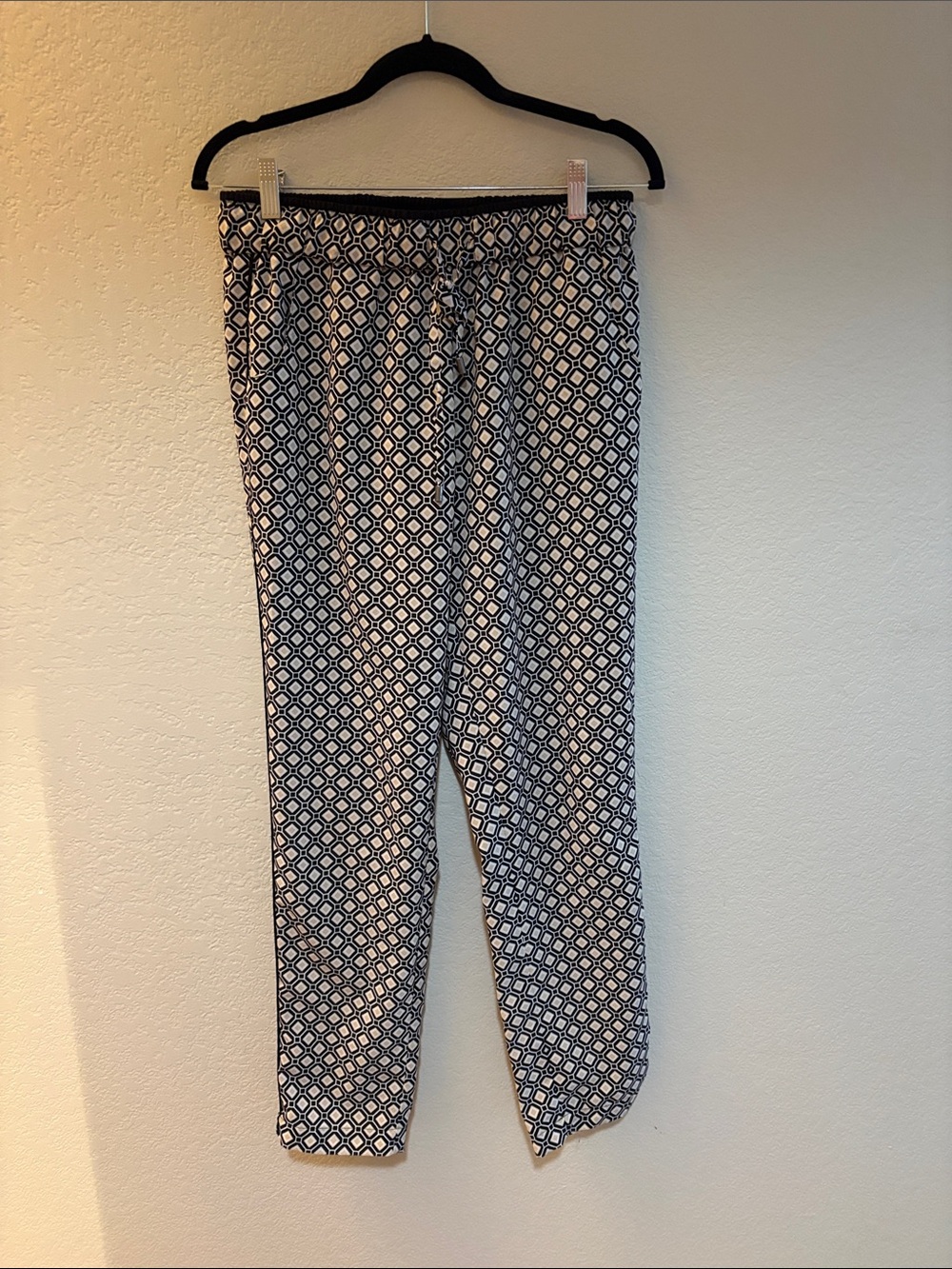 Coldwater Creek Black and Cream Geometric Drawstring Pants